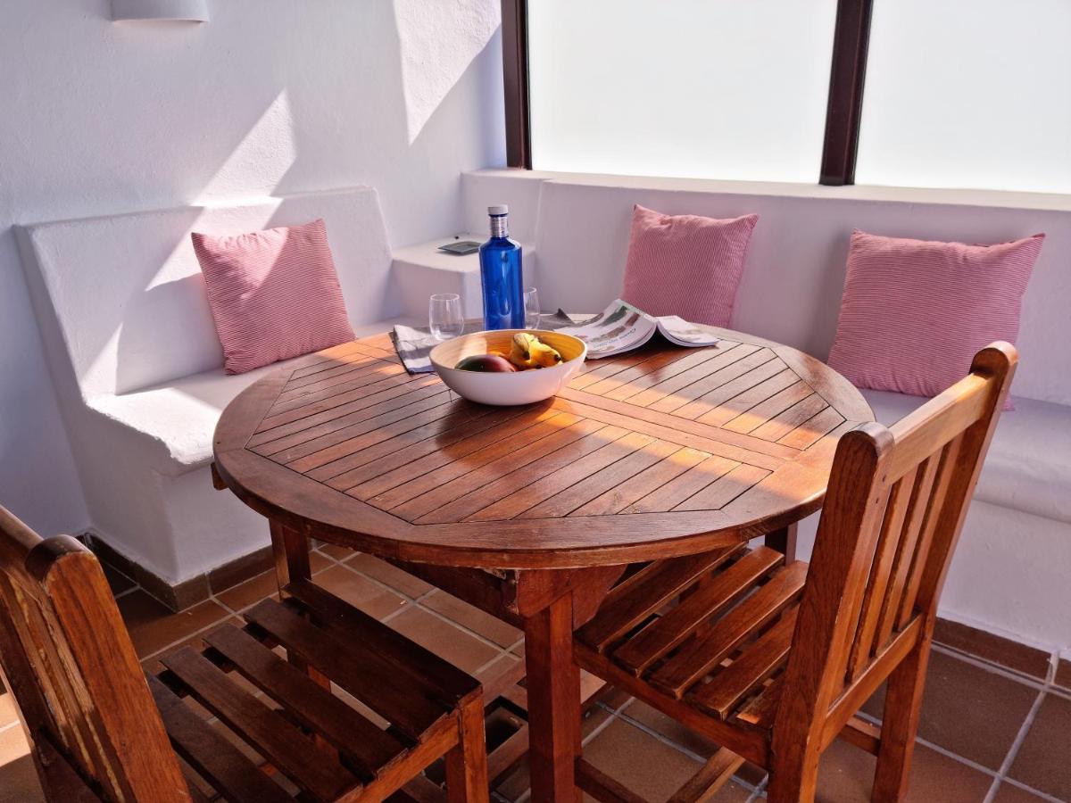 Villa Ana 플라야블랑카 외부 사진